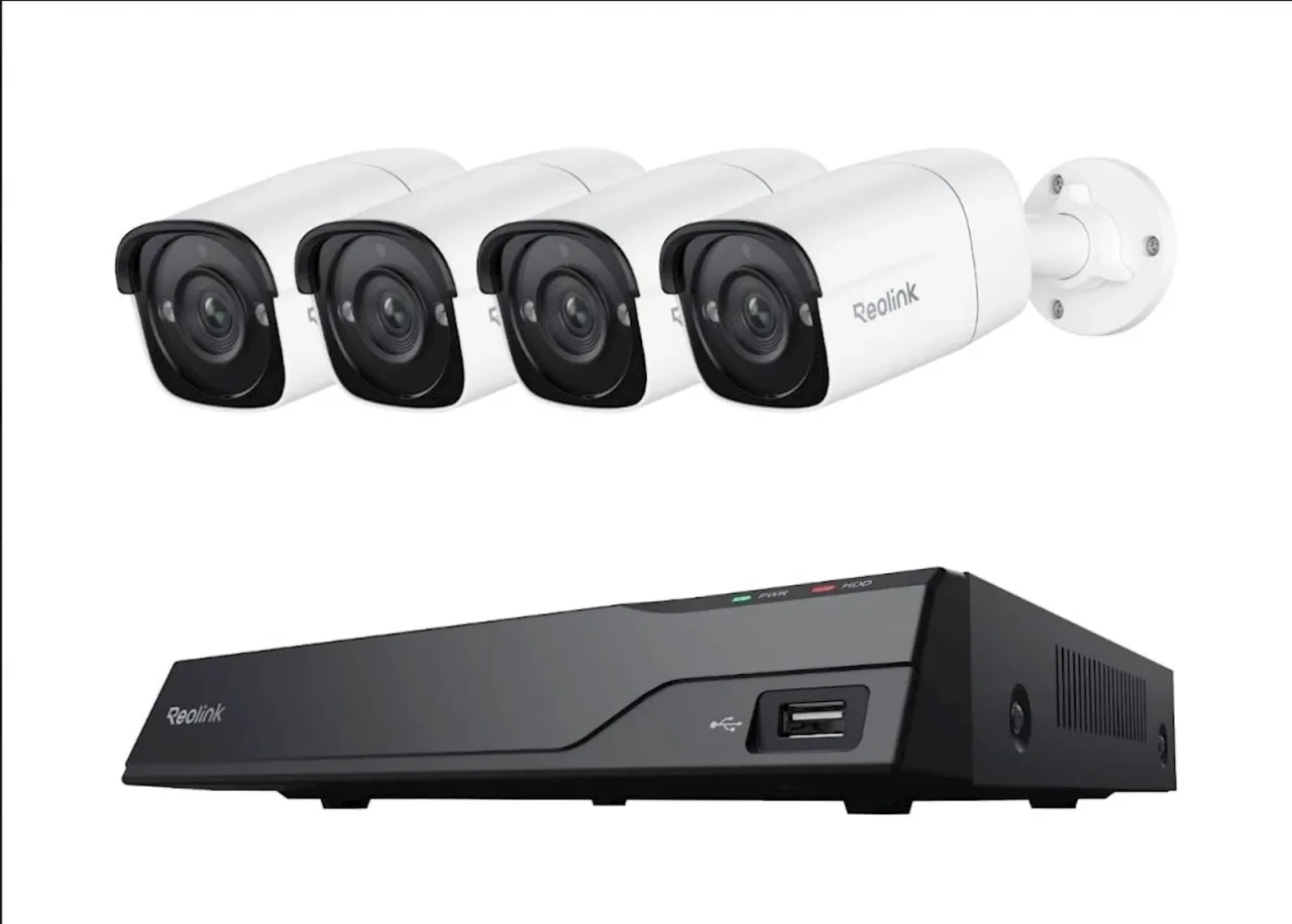 Reolink NVR snimač NVS8-5MB4 5MP, 8 kanalni NVR s 2TB HDD, 4x Kamera POE