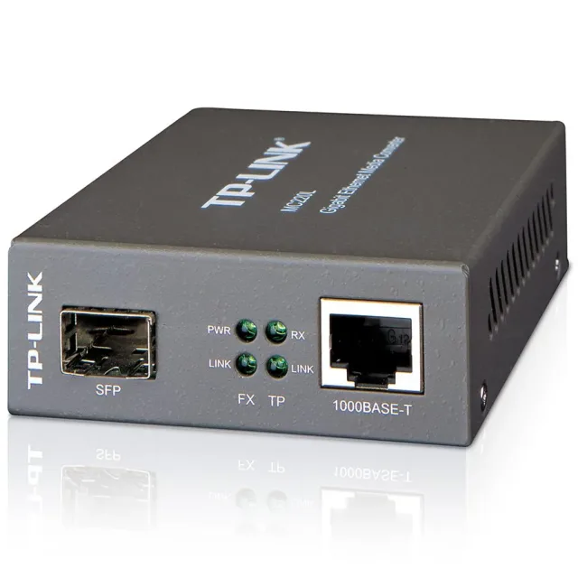 Media Filter TP-Link MC220L, 1000Mbps RJ45 to 1000Mbps SFP slot supporting MiniGBIC modules,  switching power adapter, chassis mountable